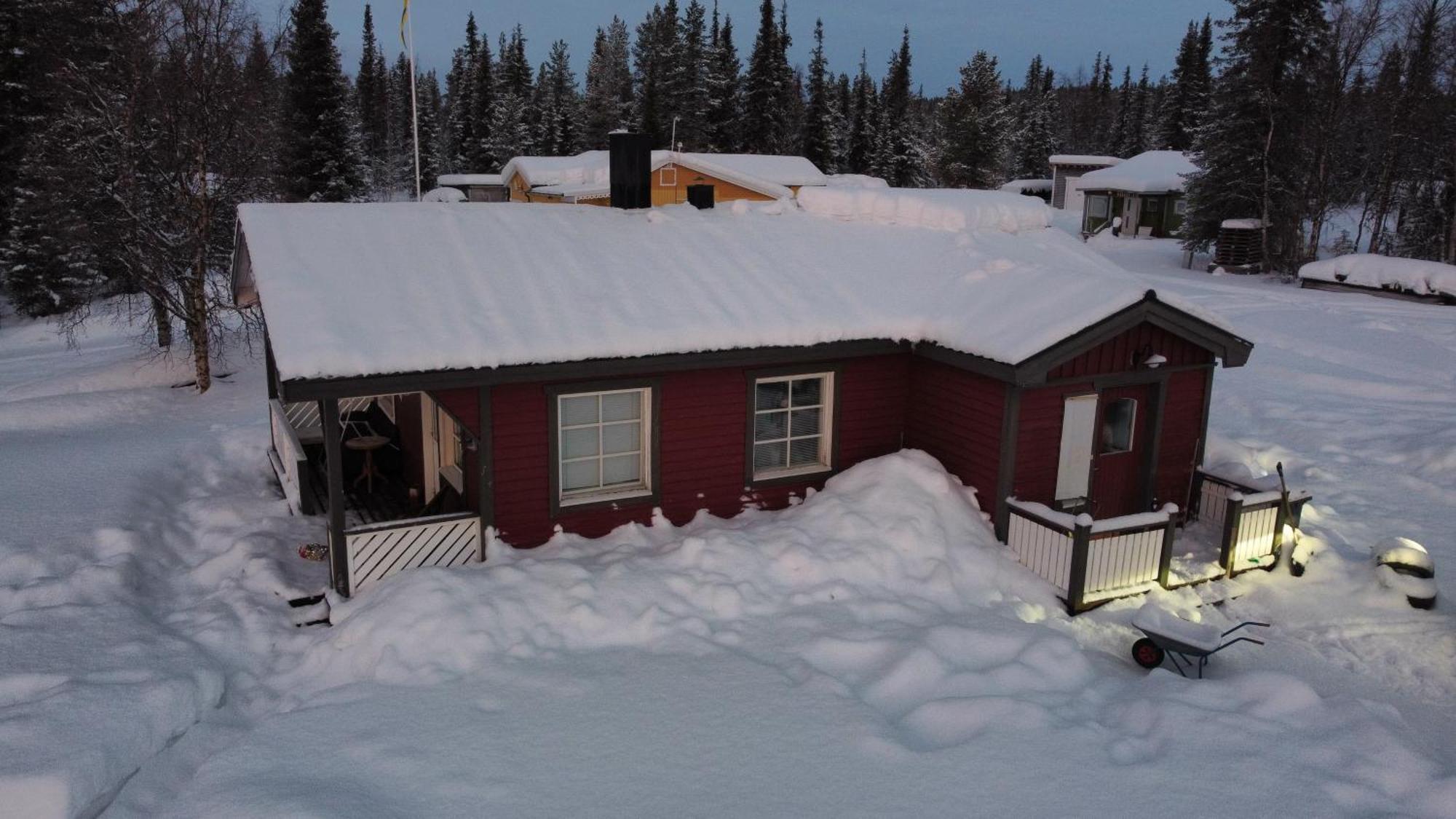 Little Adorable Red Villa Kiruna község Kültér fotó